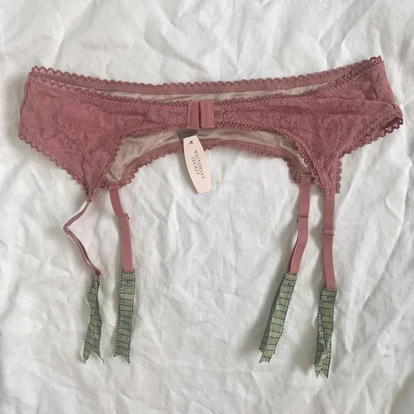 NEW Victoria’s Secret Lace & Plaid Garter Belt - Picture 3 of 5